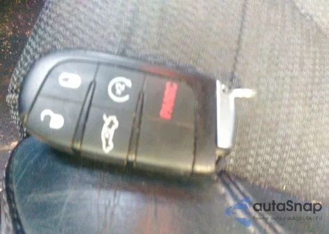 2015 Chrysler 200 S из США, поврежденный, VIN 1C3CCCBB1FN526884